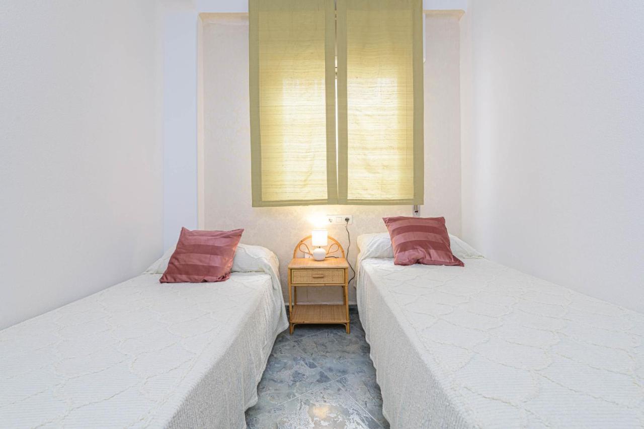 Wintowinrentals Ubicacion Fabulosa, Completo Apartamento Con Parking En El Soho De Малага Екстериор снимка