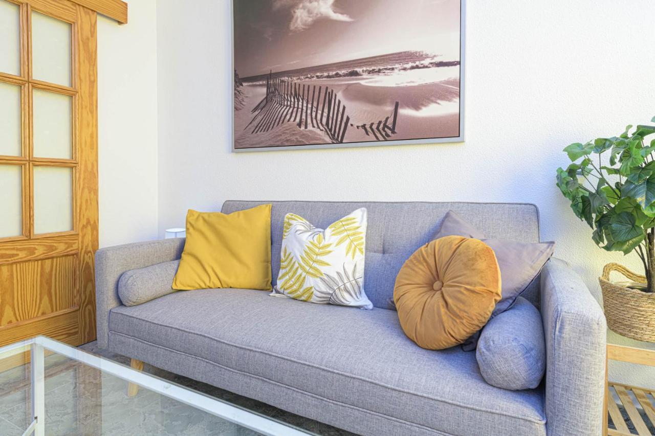 Wintowinrentals Ubicacion Fabulosa, Completo Apartamento Con Parking En El Soho De Малага Екстериор снимка