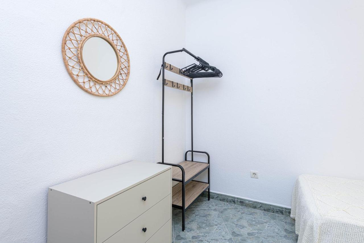 Wintowinrentals Ubicacion Fabulosa, Completo Apartamento Con Parking En El Soho De Малага Екстериор снимка