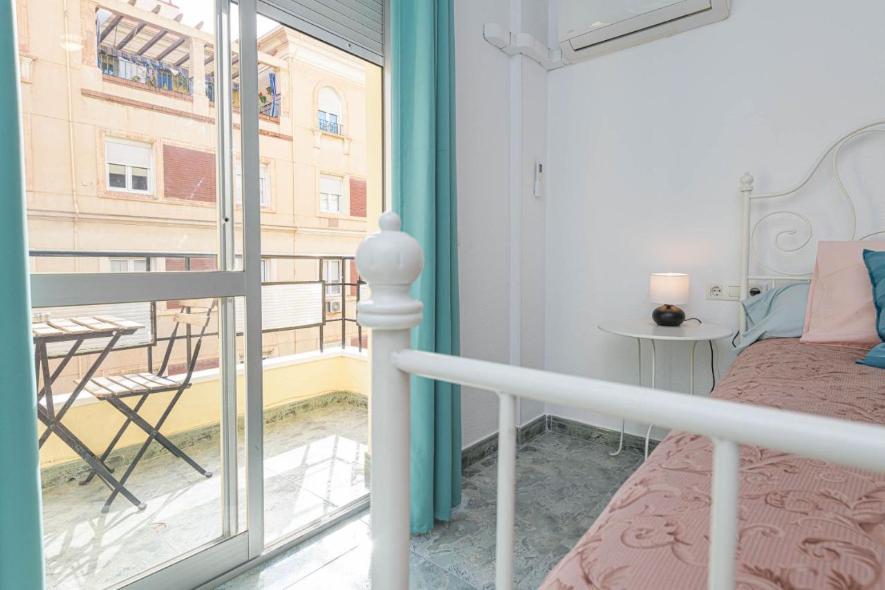 Wintowinrentals Ubicacion Fabulosa, Completo Apartamento Con Parking En El Soho De Малага Екстериор снимка